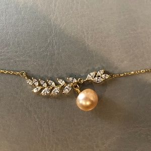 pearl bracelet